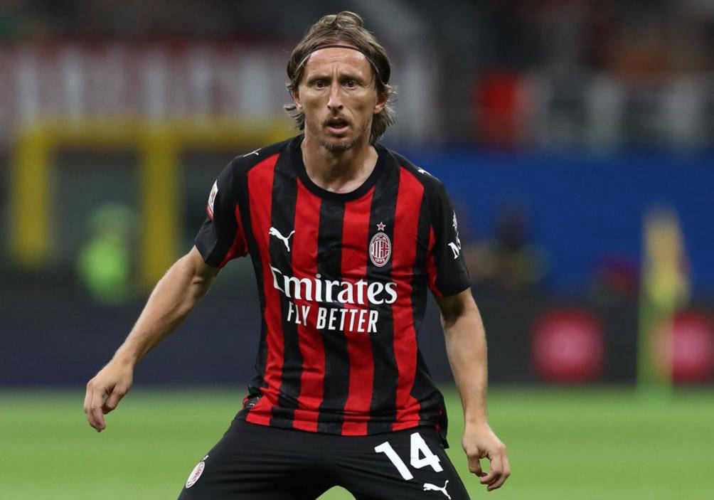 国安客战河内：3外援PK6外援，塞鸟、吴少聪首发，法比奥出战