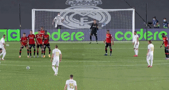 你希望你的俱乐部在英女超一月份的转会窗口签下哪位球员？