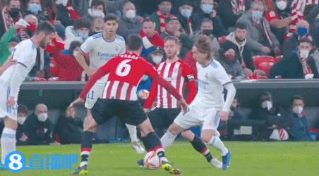 对手看着比分都怀疑人生